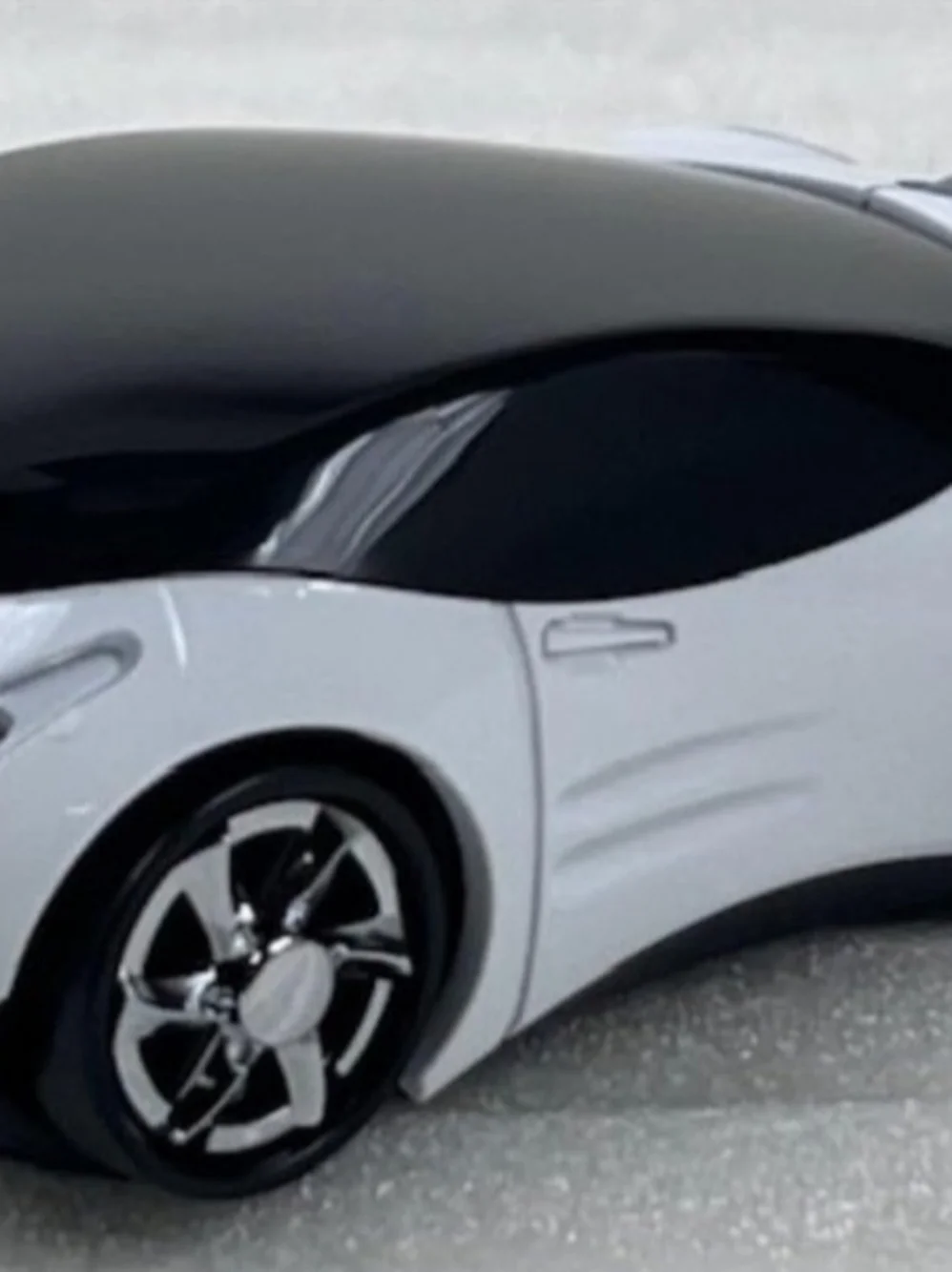 Computer Wireless Mouse Futuristic Car Shape Optical Mice USB 2.4Ghz 2 Button